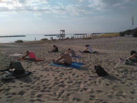 Yoga al mare