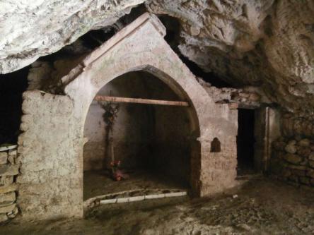 Escursione alla Grotta dei Frati per la messa e visita delle Gole del Fiastrone