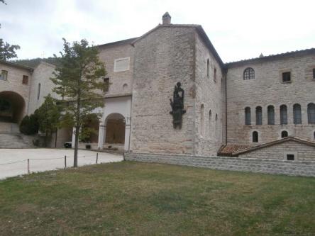 Escursione al Monastero di Fonte Avellana per il 31° Palio della Rocca