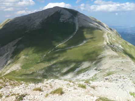 Lo spettacolo dell'Alba dalla cima del Monte Vettore