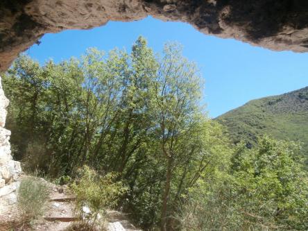 Dalla Grotta del beato Bernardo alla cima del Monte Primo