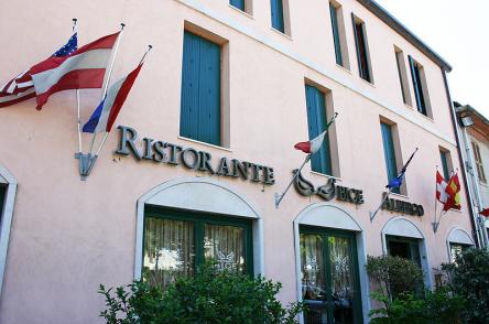 Offerte hotel per Pasqua 2014: l Albergo Bice di Senigallia ti aspetta Offerte hotel per Pasqua 2014: l Albergo Bice di Senigallia ti aspetta