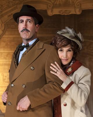 Al Teatro La Fenice di Senigallia, Nudi e crudi con Maria Amelia Monti e Paolo Calabresi