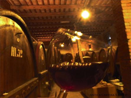 Dolci Assaggi con Vino Lacrima DOC 2011 alla Cantina Sant'Amico