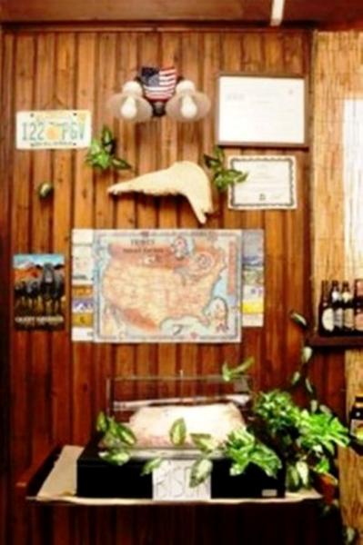 CANGURO, CAVALLO, BISONTE AMERICANO, MANZO TIPO KOBE, TAGLIATE, FILETTI E FIORENTINE DI MANZO