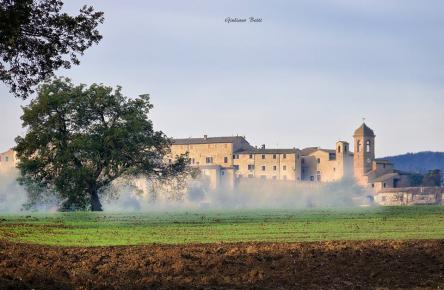 Visita a Castiglioni di Arcevia: il presepe dei presepi