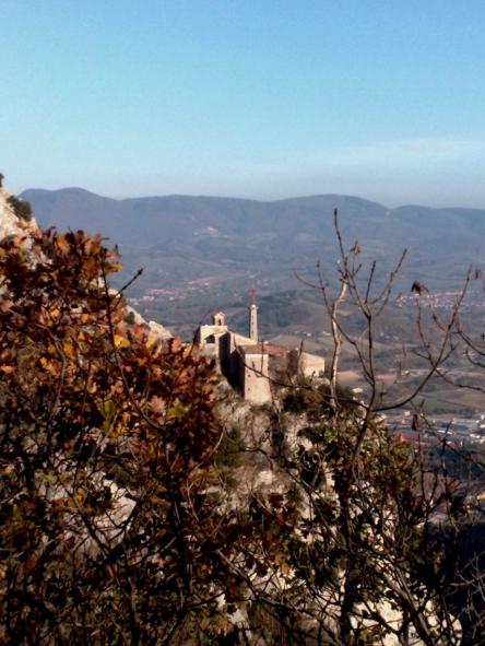 Sospesi sopra le sorgenti dell'Esino - Monte Gioco del Pallone