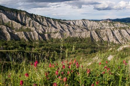 Gli straordinari calanchi del Monte Ascensione