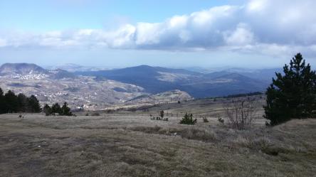 Monte Carpegna, camminando intorno a tre regioni