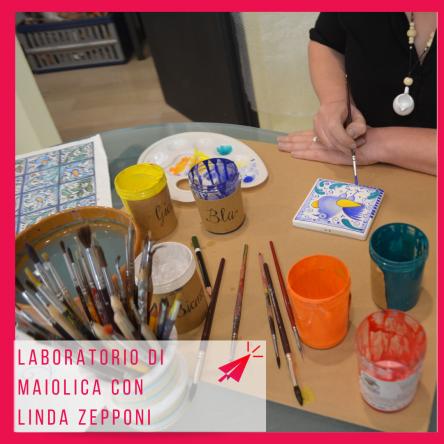 Laboratorio di decorazione su maiolica
