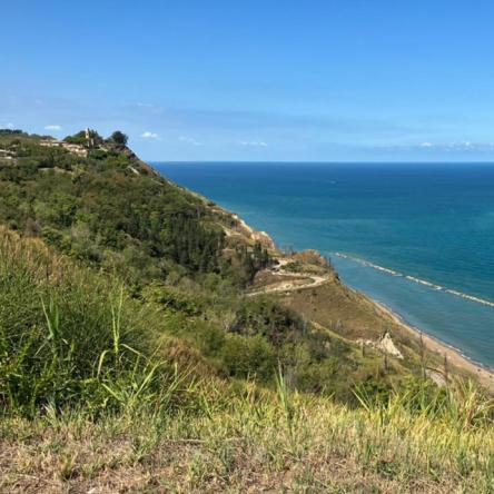 Traversata a piedi del San Bartolo da Pesaro a Cattolica