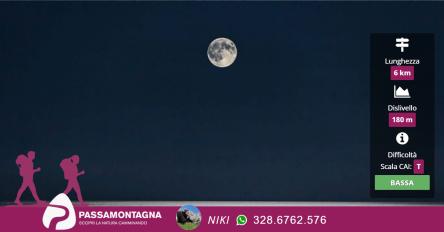 San Bartolo: luna piena dal mare