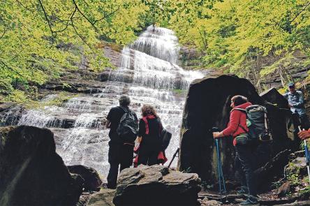 Le spettacolari cascate della Prata e pranzo in Rifugio
