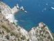 Monte Conero: il verde della Macchia Mediterranea, il blu del mare e il rosso dei Corbezzoli